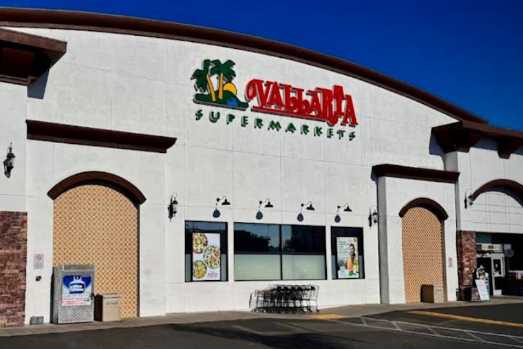 Bug Excuse Suspect Gropes Winnetka Shopper at Vallarta Market, Then Bolts