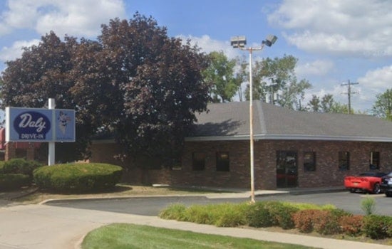 Burgers And Broken Hearts As Daly Drive-In Plots Final Summer In Livonia