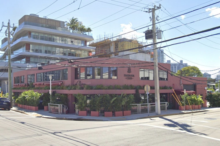 Caracas Bakery Muscles Into Harbour Club Mornings In Sunset Harbour
