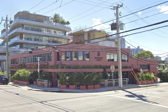 Caracas Bakery Muscles Into Harbour Club Mornings In Sunset Harbour
