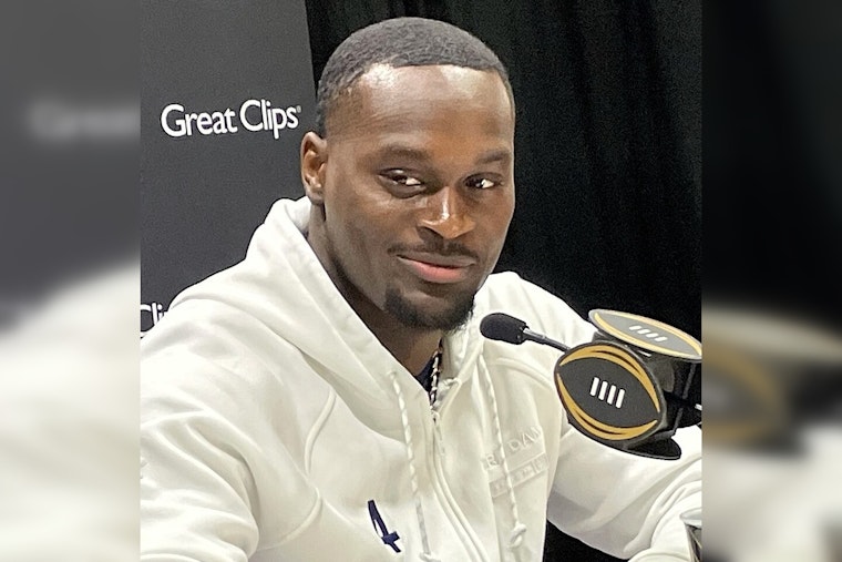 Cardinals Roll The Dice, Nab Notre Dame RB Jeremiyah Love With No. 3 Pick