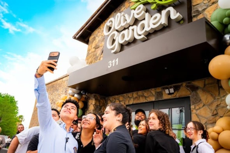 Cedar Hill Scores Its Olive Garden As Long-Empty Fridays Spot Comes Back To Life