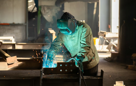 Central Florida Factory Muscle Flexes While Job Growth Drags Behind