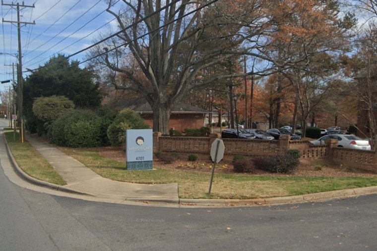 Charlotte Investors Snag Oakhurst Complex, Promise To Keep Rents In Check