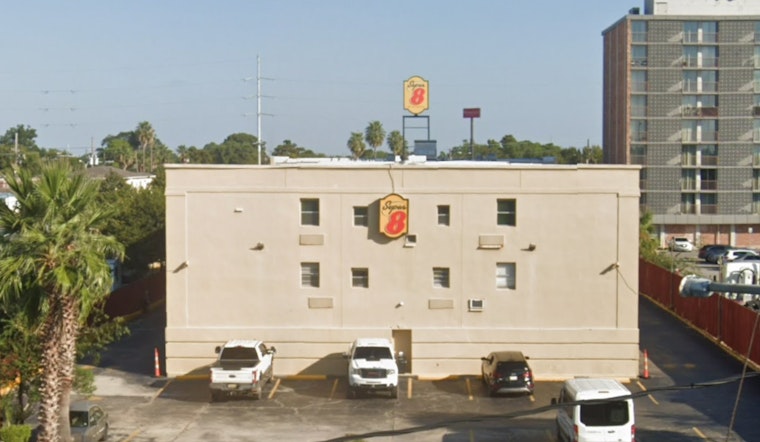 Chef Menteur Super 8 Fire Boots 30 Guests Into The Night