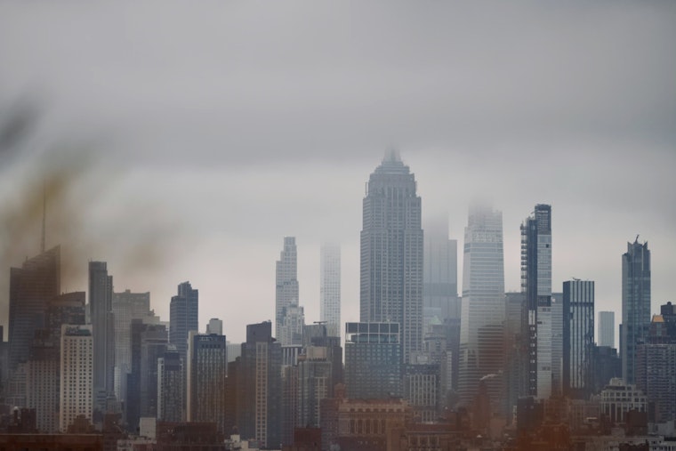 Chilly Soaker Turns New York's Saturday Into A Washout