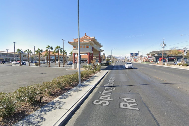 Chinatown Beatdown in Las Vegas as Police Hunt Duo After Couple Robbed on Spring Mountain