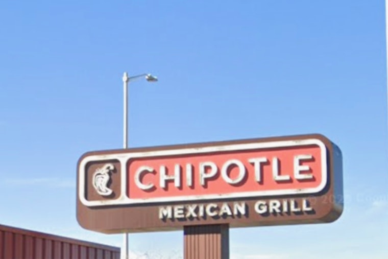 Chipotle Stakes Out East Dallas Mockingbird Corner For 2026 Burrito