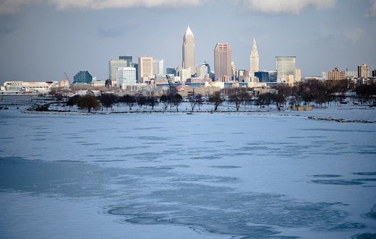 Cleveland Wakes To Flurries, Races Toward Near‑70 Warmup