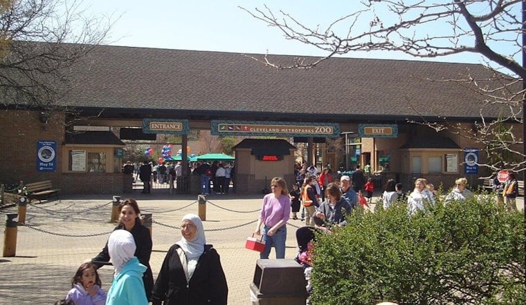 Cleveland Zoo Floats Hotel Plan By Brookside