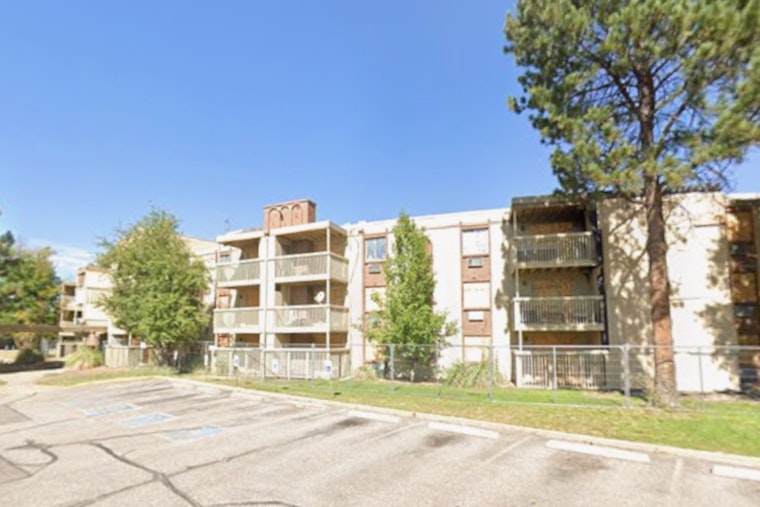 Club Valencia Fire Refugees Pack Denver Court as Insurance Showdown Looms