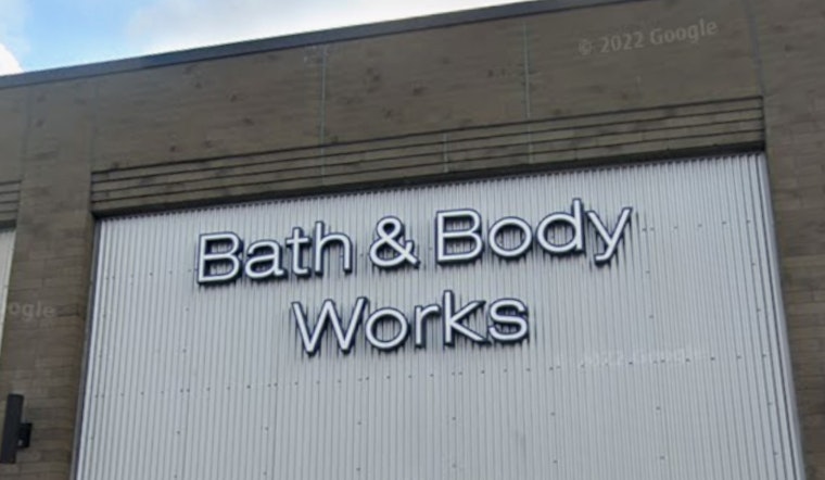 Columbus Candle King Quietly Axes 92 Stores As Mall Era Fades