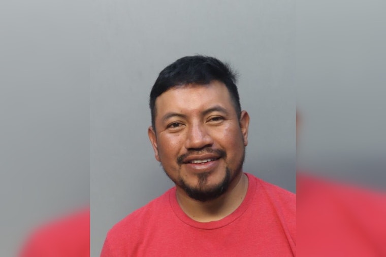 Cops: Miami Man Accused Of Choking Woman Holding Baby In Late-Night Clash