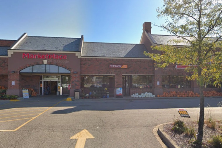 Cops Nab Suspect Inside Hoffman Estates Bank After Gunpoint Heist Try