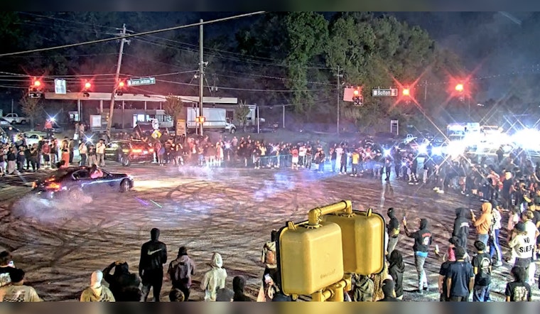 Cops Swarm Atlanta Street Show, Scatter 200-Person Racing Crowd