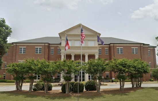 Coweta Courthouse Shock As Stone Mountain Defendant Bolts, Nabbed Hours Later