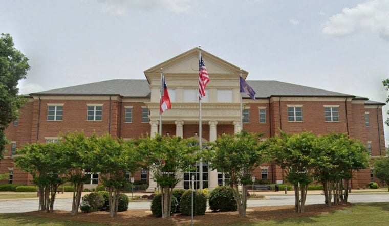 Coweta Courthouse Shock As Stone Mountain Defendant Bolts, Nabbed Hours Later