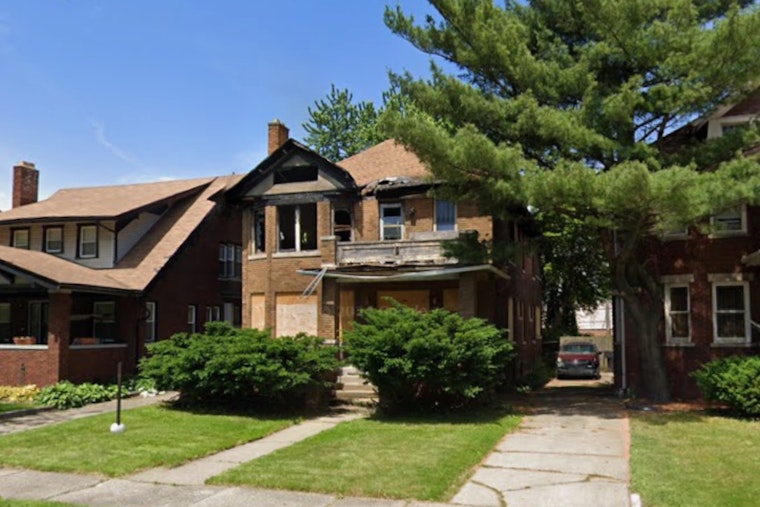 Crumbling Detroit House Rains Bricks On The Block, Neighbors Fear The Worst