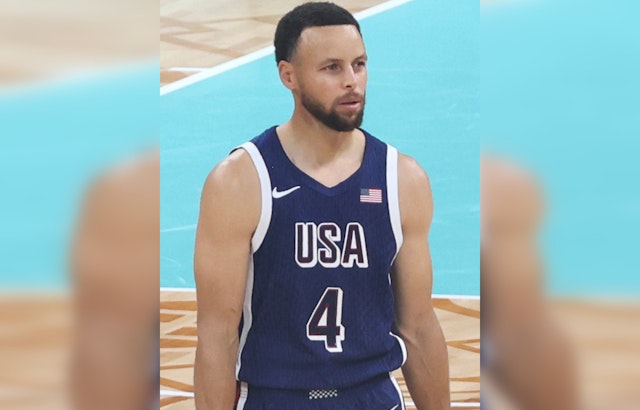 Curry Torches Clips Late as Warriors Steal Wild Play-In in Inglewood