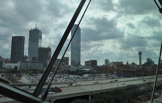 Dallas Wakes to Gloom, Braces for Friday Soaker