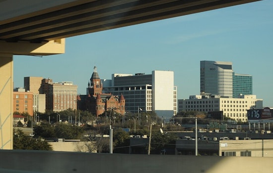 Dallas Wakes Up Easy, But Weekend Skies Are Looking Mean