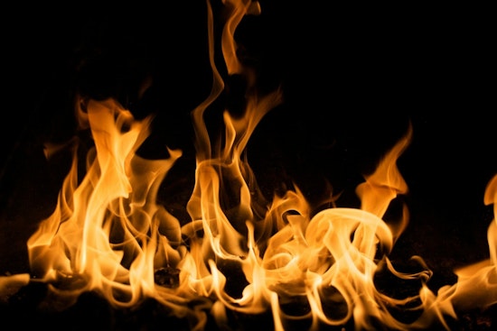 Dawn Blaze Rocks Burbank Block, Firefighters Pull Residents To Safety