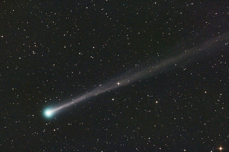 Dawn Drama Over Columbus As Ancient Comet Crashes The Morning Sky