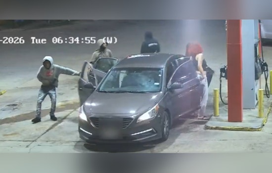 Dawn Heist On Old Spanish Trail Has Houston Cops Hunting Five Suspects