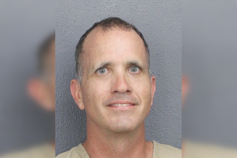 Deerfield Beach Dog-Walk Beef Explodes Into Egg Attack And Golf Club 'War' Threat