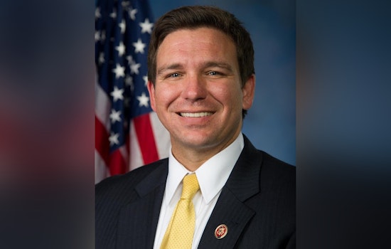 DeSantis Brings Back Cursive In Florida Classrooms, With Founding Fathers Looking On