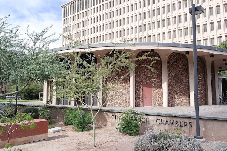 Desert Thirst Drama As Phoenix Council Faces Colorado River Showdown