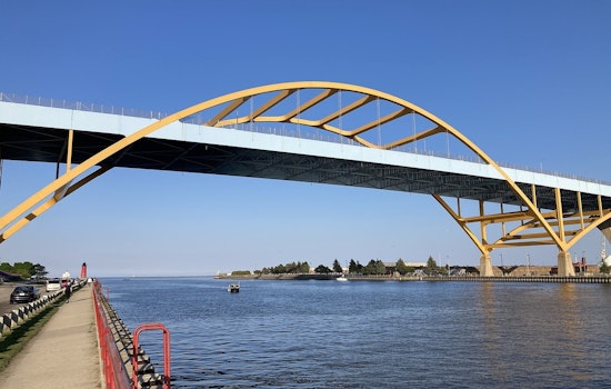 ‘Don Hoan’ Bridge Prank Has Milwaukee Doing A Double Take