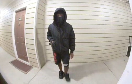 Doorbell Cam Captures Armed Legacy Park Break-In Try As Cops Hunt Lawrenceville Man