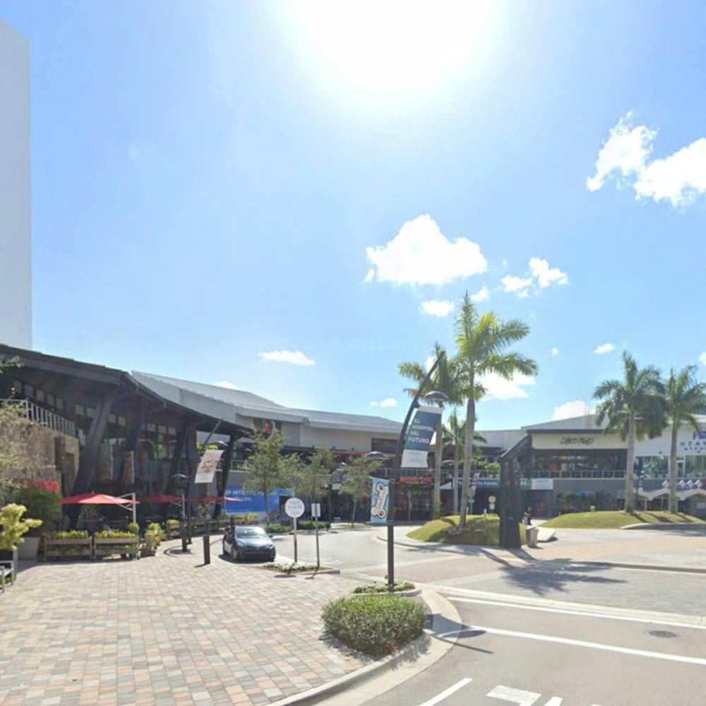 Doral’s Giant New Sports Playground Lets Locals Eat, Drink And Game All Night