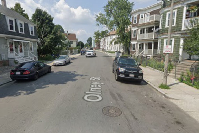 Dorchester Stabbing Near 19 Olney St Leaves One Hurt