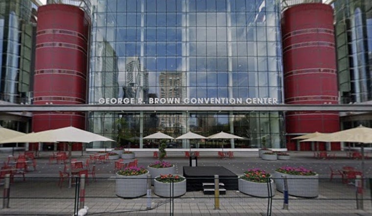 Downtown Draft Fever As Texans Throw Free Avenida Plaza Party