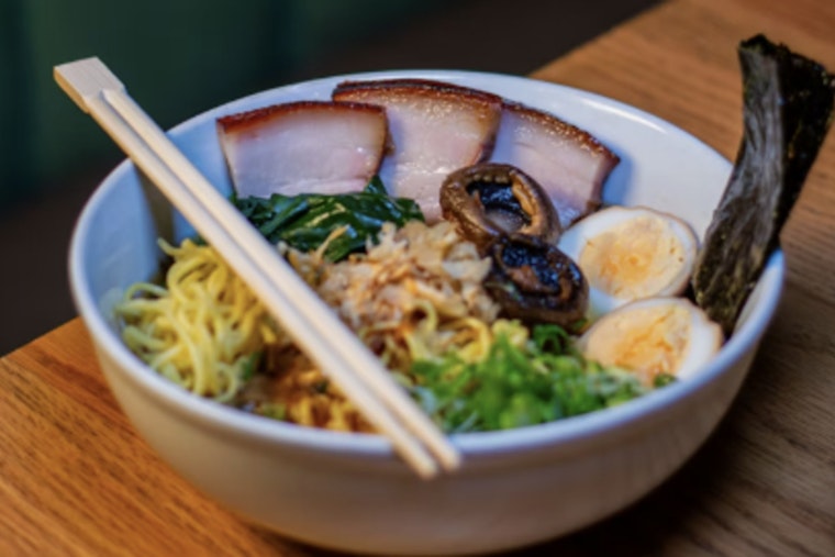 Downtown New Braunfels Lines Up For Birria Haus’ Birria Ramen Twist