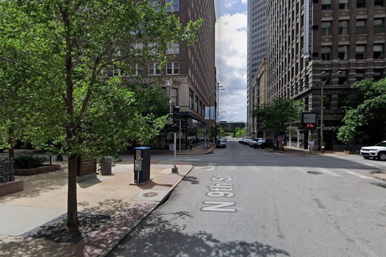 Downtown St. Louis Cop Confronted By Gun‑Waving Suspect, Manhunt On