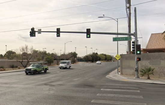 Duo Ditches Wrecked SUV As Vegas Cops Close In On Northwest Crash Scene