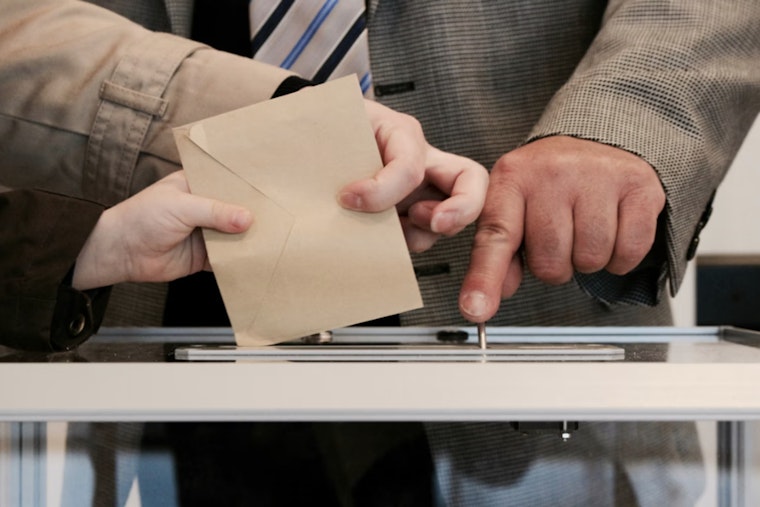 Early Voting Lights Up Harris County in May 2 Special Election Showdown