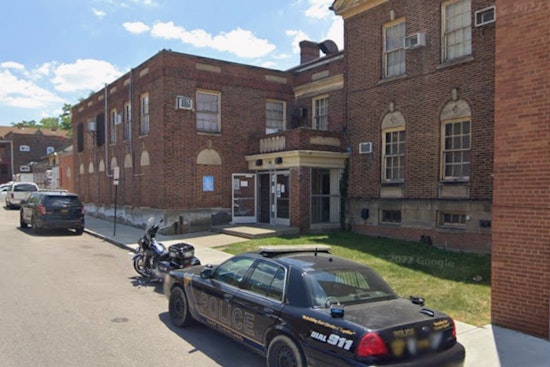 East Cleveland Man Stabbed to Death ID'd as Lawrence Axson