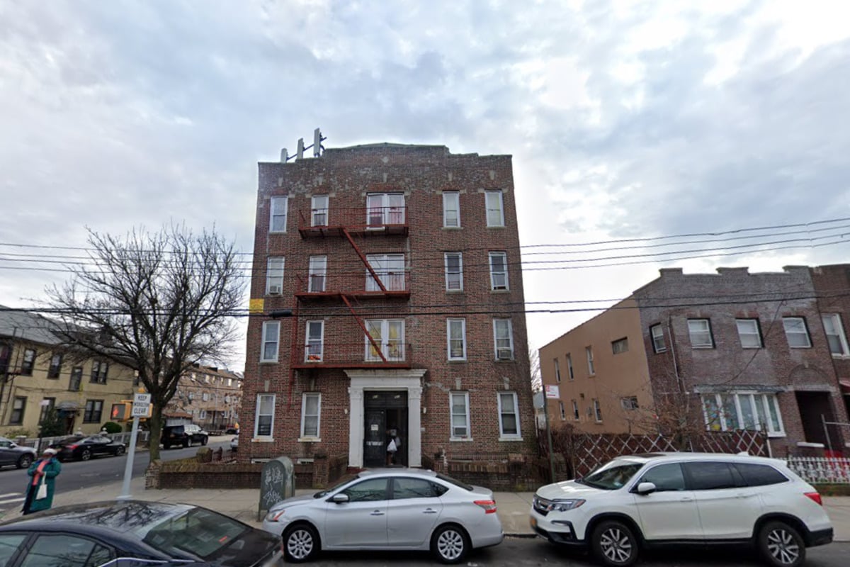 East Flatbush Tenants Rage At Mystery Landlord As Building Falls Apart