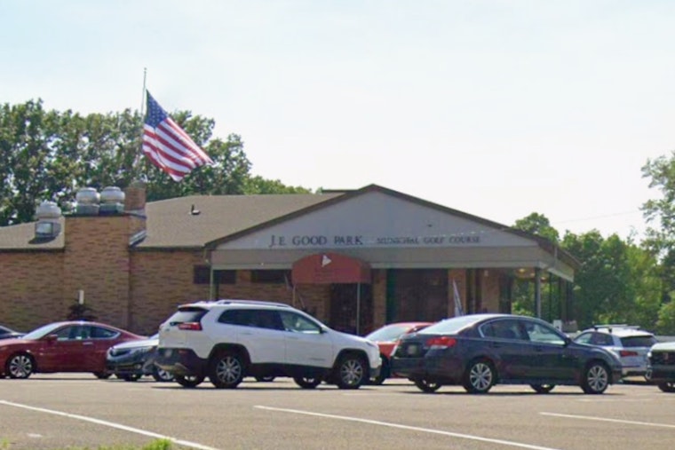 Edgar's Bids Farewell After 20 Years On West Akron Links