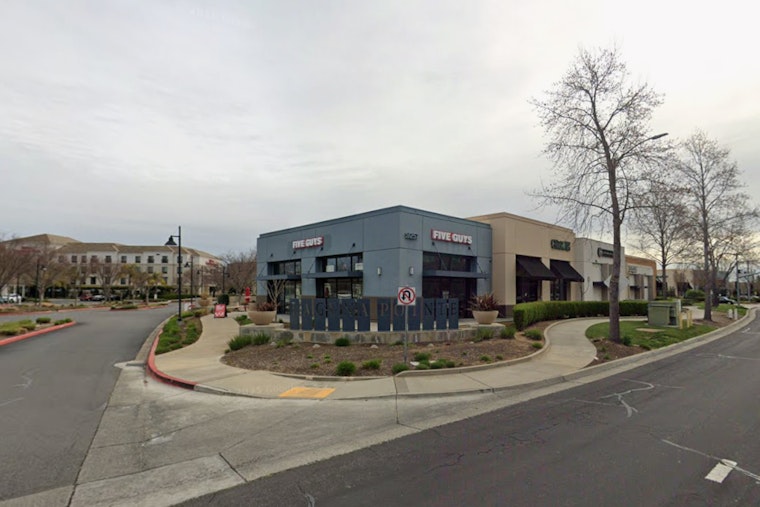 Elk Grove Bowl Rush as Bohl Draws Big Lines for Healthy Fast Food