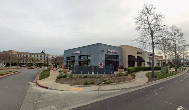 Elk Grove Bowl Rush as Bohl Draws Big Lines for Healthy Fast Food