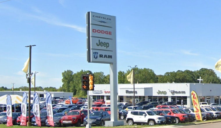 Elkhorn Auto Giant In Hot Seat After Salesman’s Ape Gif Text