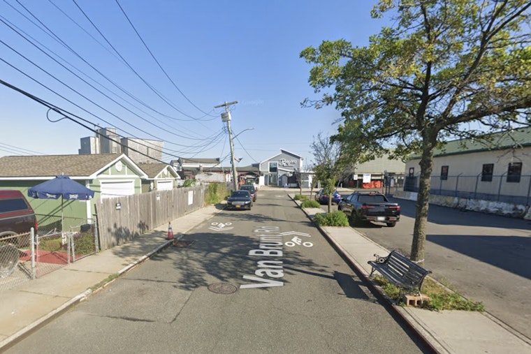 Far Rockaway Inferno Sends Swarm Of Firefighters Into Overnight Battle