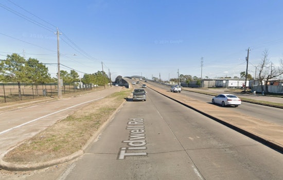 Midnight Hit-and-Run On Tidwell Leaves Pedestrian Dead, Driver Vanishes