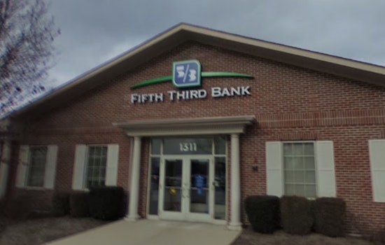 FBI, Naperville Cops Swarm Fifth Third Bank After Ogden Ave Heist