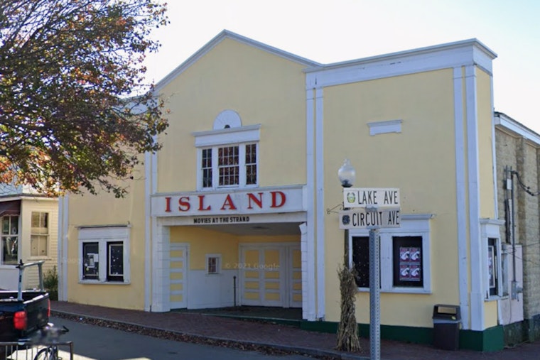 Fed-Up Oak Bluffs Voters OK 5 Million Dollar Seizure Of Long-Dark Island Theatre